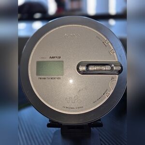 Sony Walkman D-NF430 Portable CD Player Radio FM/AM/TV/Weather - Tested